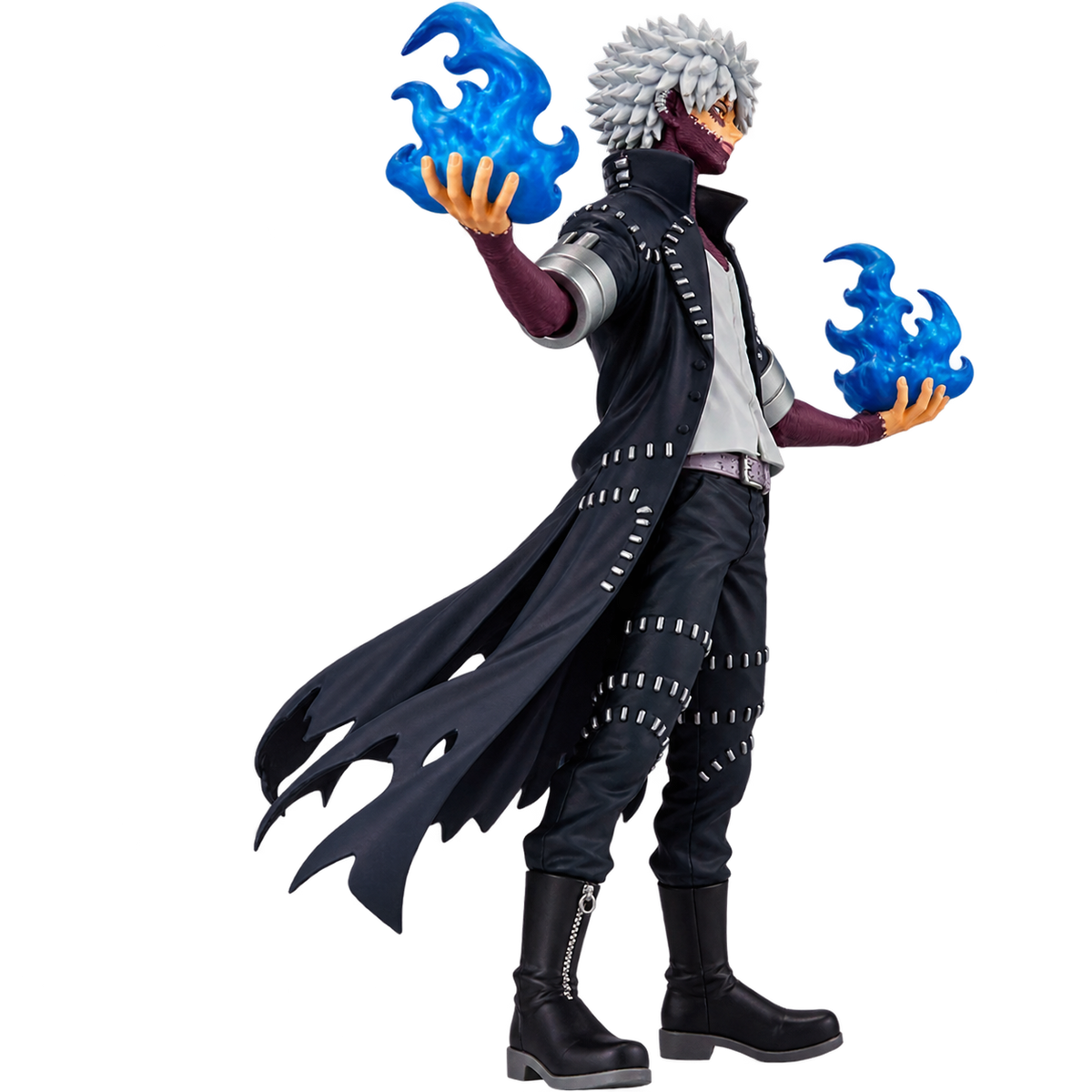 Figura de Dabi con detalles realistas y un acabado cuidado.