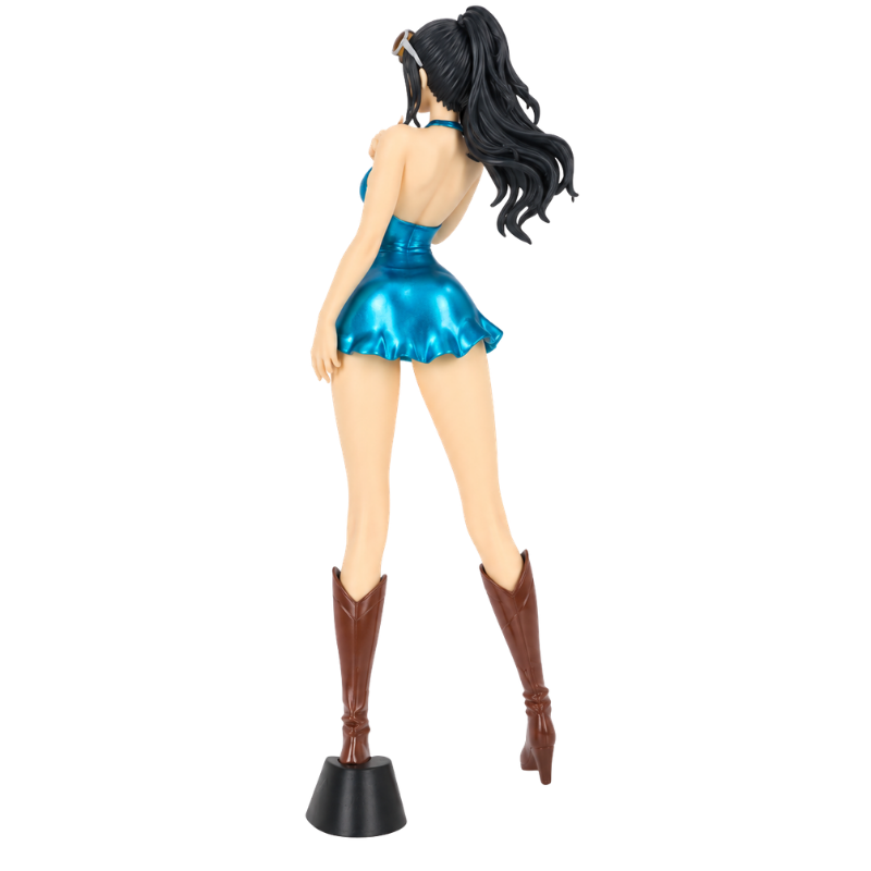 Nico Robin manga character collectible