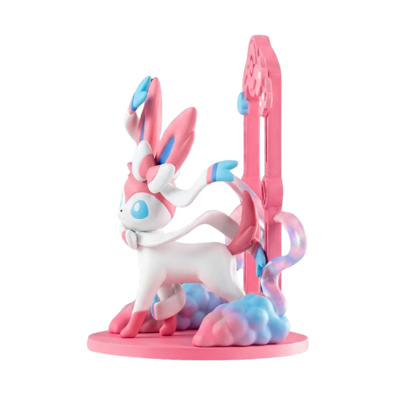 Figurine Pokémon représentant Nymphali dans une pose élégante.