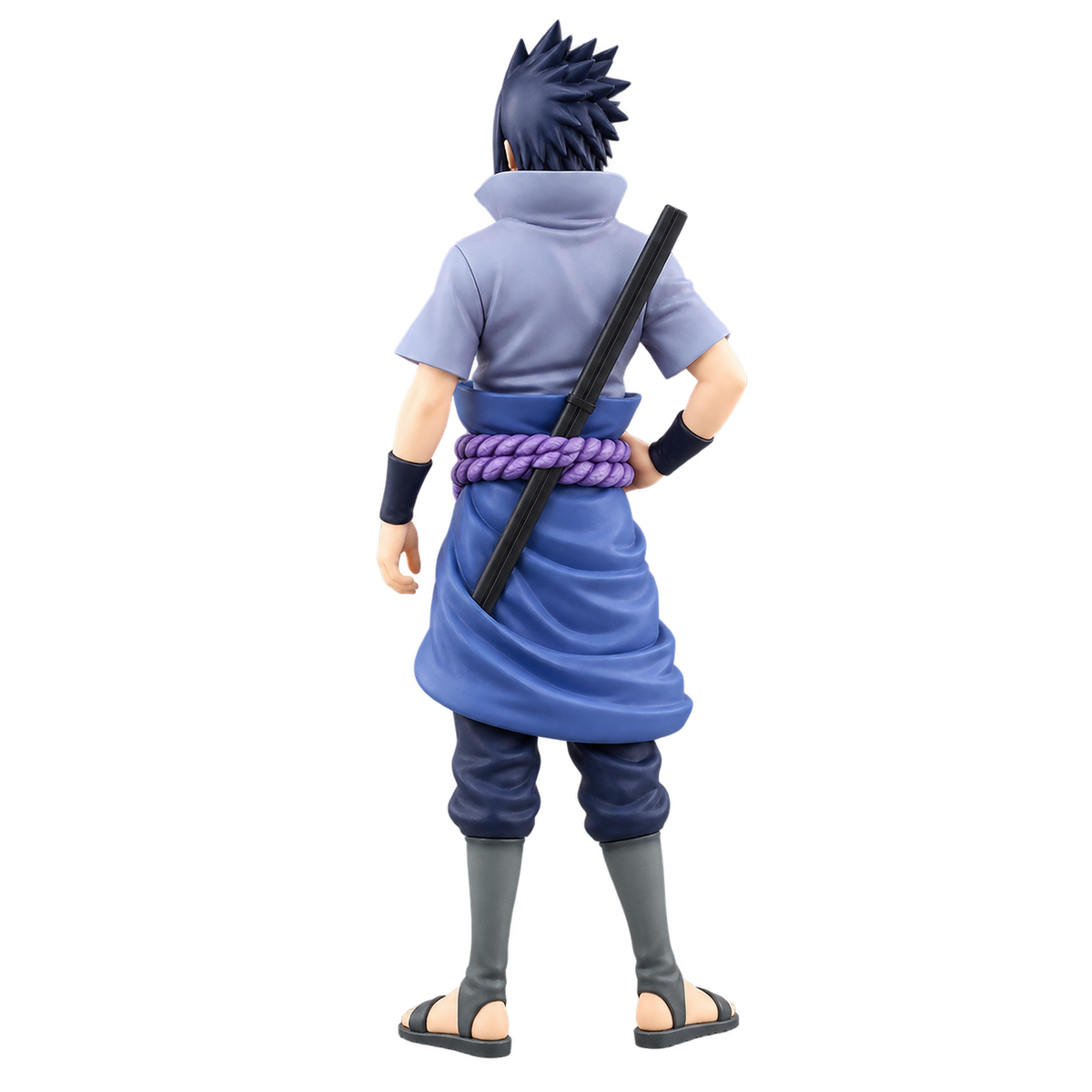 Figura de Sasuke Uchiha, héroe del anime japonés Naruto Shippuden