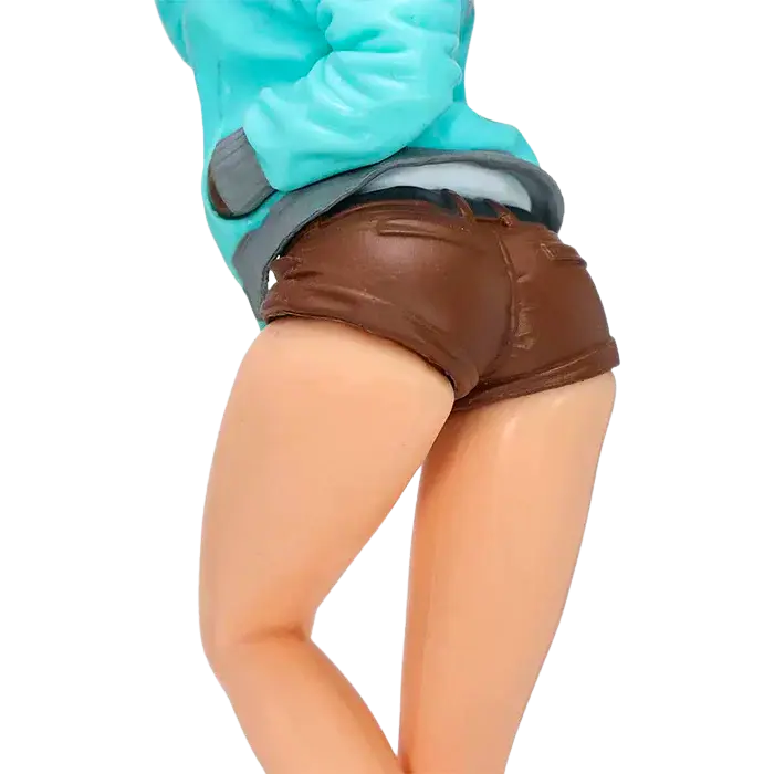 Figurine Bulma " StreetWear GREEN " | Dragon Ball Z Saiko-Shop