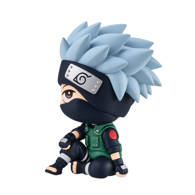 Figura de Kakashi de estilo kawaii para los fans de Naruto.