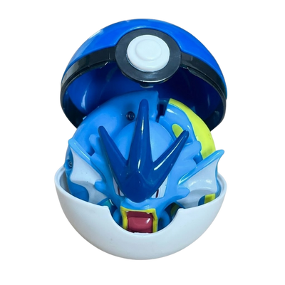 Figura de Gyarados con detalles cuidados y un acabado de calidad.