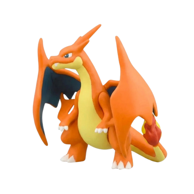 Figurine Méga-Dracaufeu avec ses cornes imposantes et son apparence de dragon redoutable