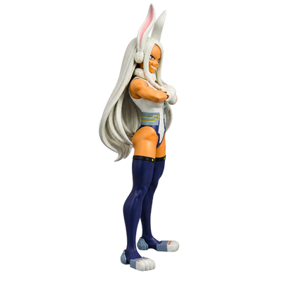 Figura de Mirko, la famosa heroína de My Hero Academia.