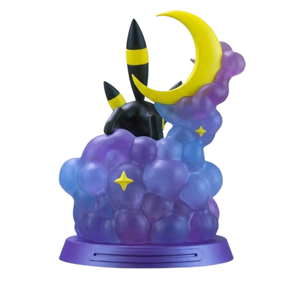 Figura coleccionable de Umbreon del universo Pokémon.