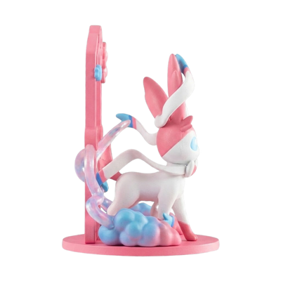 Figurine de collection Nymphali issue de l’univers Pokémon.