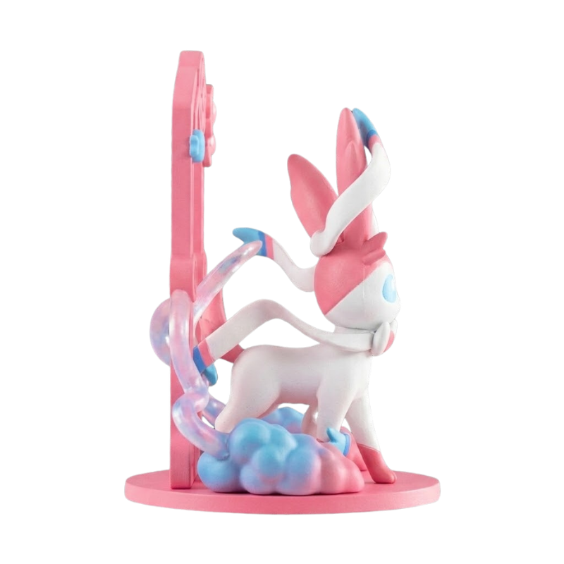 Figura coleccionable de Sylveon del universo Pokémon.