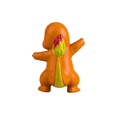 Figurine Salamèche Pokémon parfaite pour décorer une étagère ou enrichir une collection.