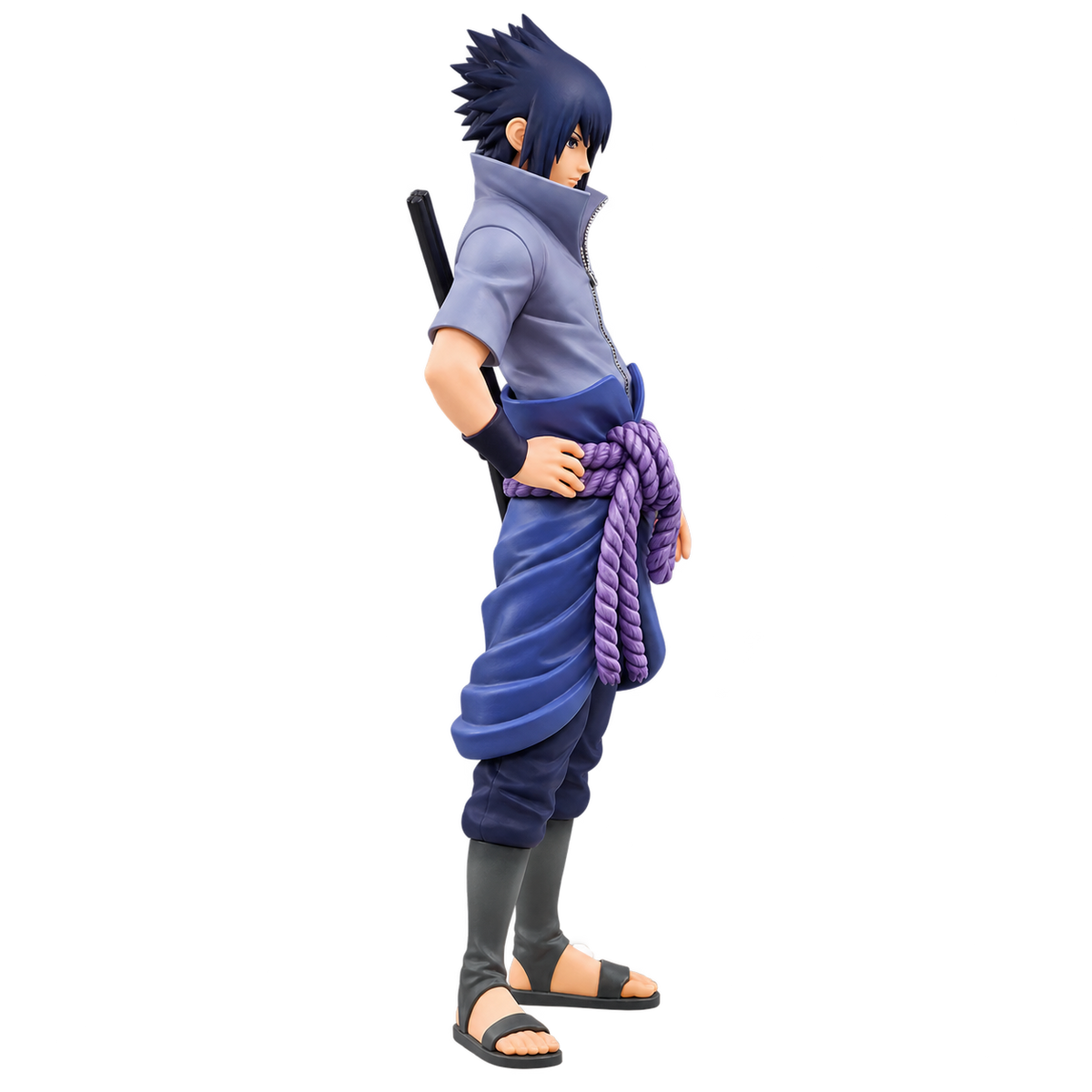Figura de Sasuke Uchiha, personaje emblemático del manga Naruto