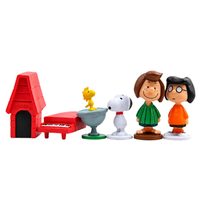 Figurines miniatures Snoopy pour compléter une collection de personnages Peanuts.