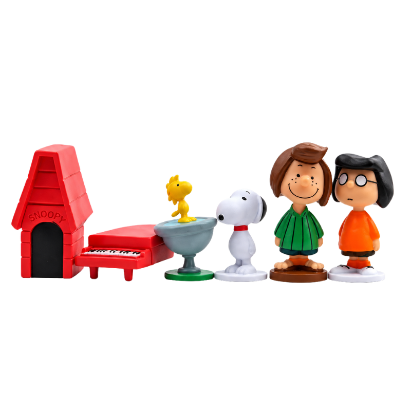 Figurines miniatures Snoopy pour compléter une collection de personnages Peanuts.