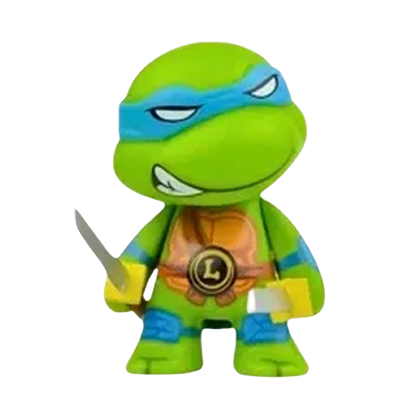 Ensemble de 4 figurines des Tortues Ninja avec des designs colorés.