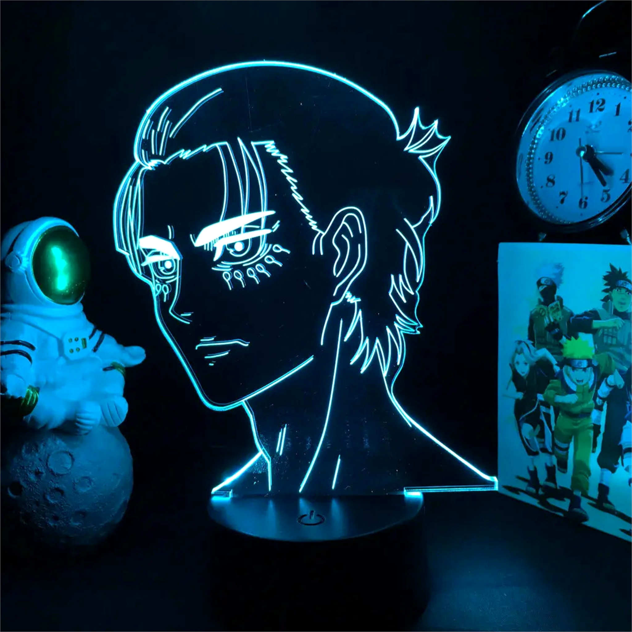 Lampe LED V25 LAttaque des Titans - Saiko-Shop